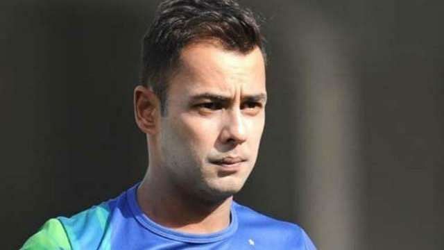 Image result for IPL 2018, CSK vs RR Stuart Binny